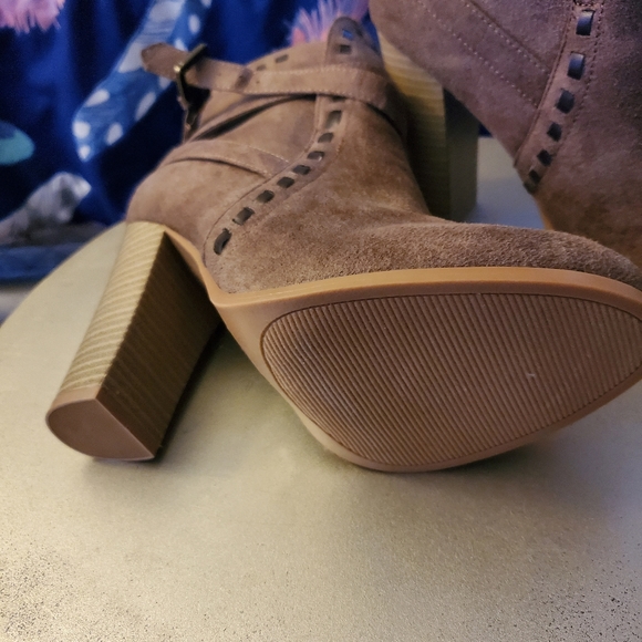 Booties - Picture 3 of 3